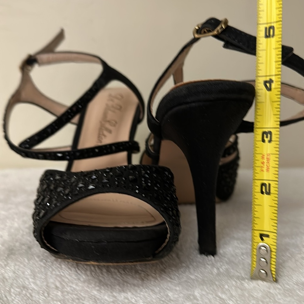 High heels - Picture 5 of 5